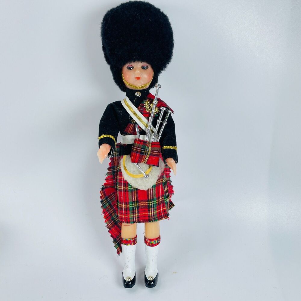 Vtg Scottish Guard Doll Bagpipes 10" Scotland Souvenir Kilt Sleepy Eyes Bear Hat